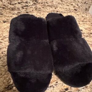 UGG Black faux Furry Slippers KOOLABURRA BY UGG, sz 10
